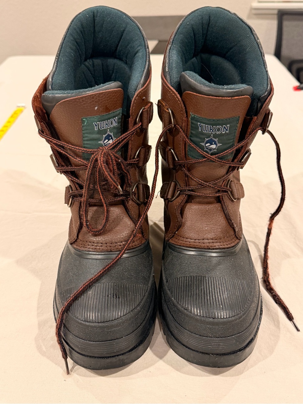 Yukon Men’s Winter Boots Size 9